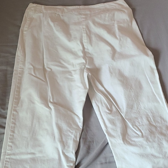 Petite white pants - Picture 2 of 3